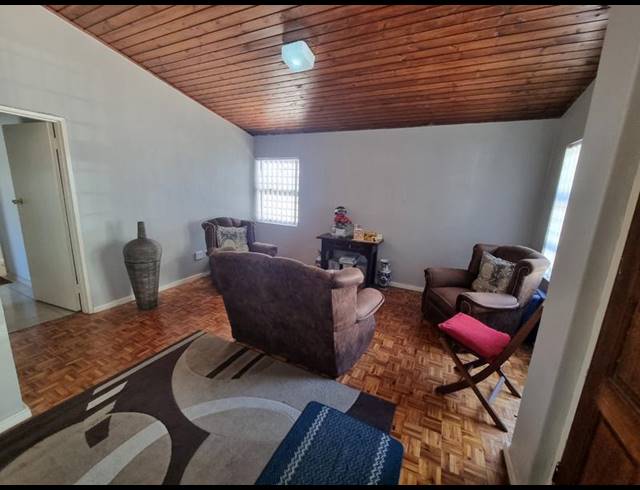 3 BEDROOM HOUSE FOR SALE IN VASCO ESTATE